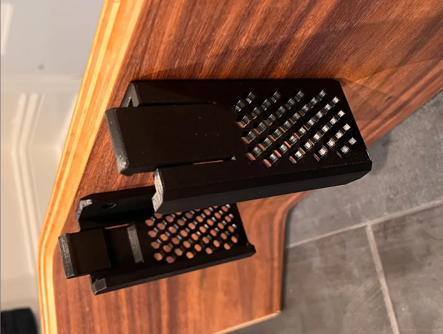 CalDigit TS4 Under Desk Mount, 2 Piece Slide-In Bracket Set + Screws, PETG