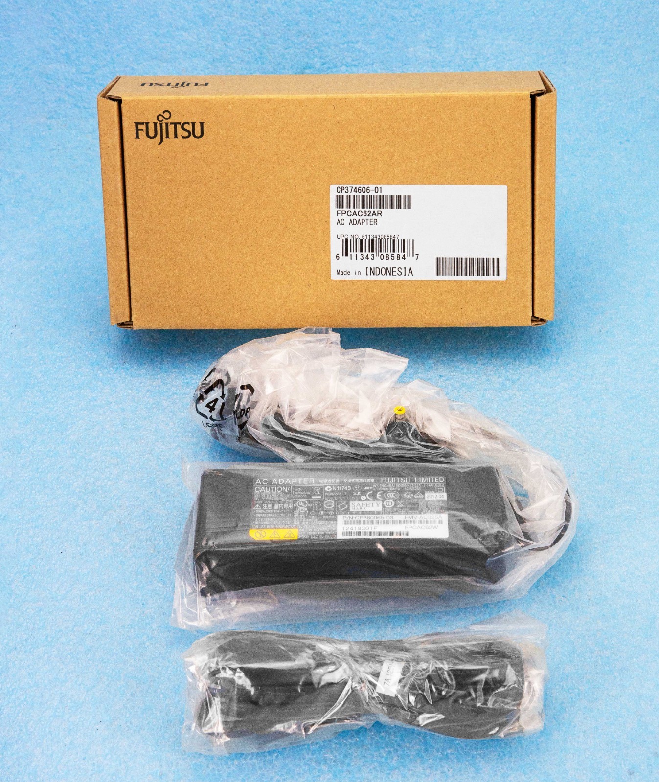 NEW GENUINE Fujitsu Lifebook FPCAC62AR POWER SUPPLY T725 T901 T935 T936 & MORE