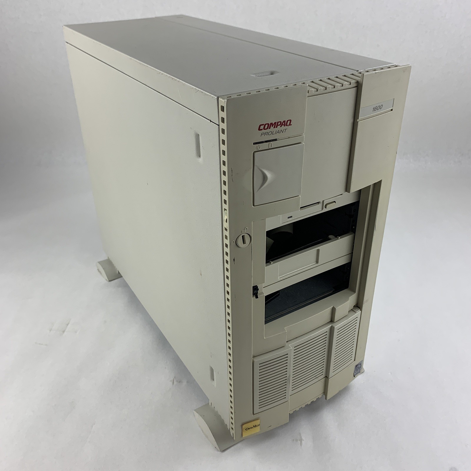 Compaq Proliant 1600 Vintage Tower 1x Pentium II 350 MHz 64 MB Ram No OS No HDD