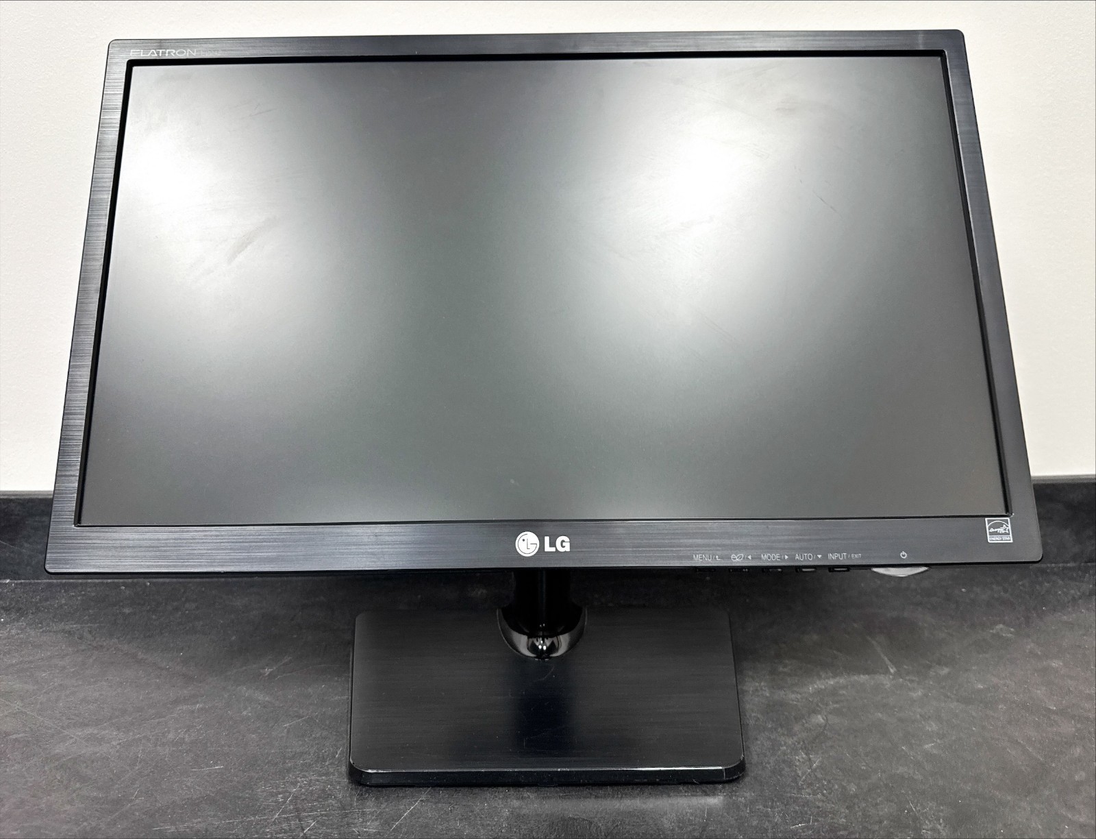 LG E2242TA Monitor