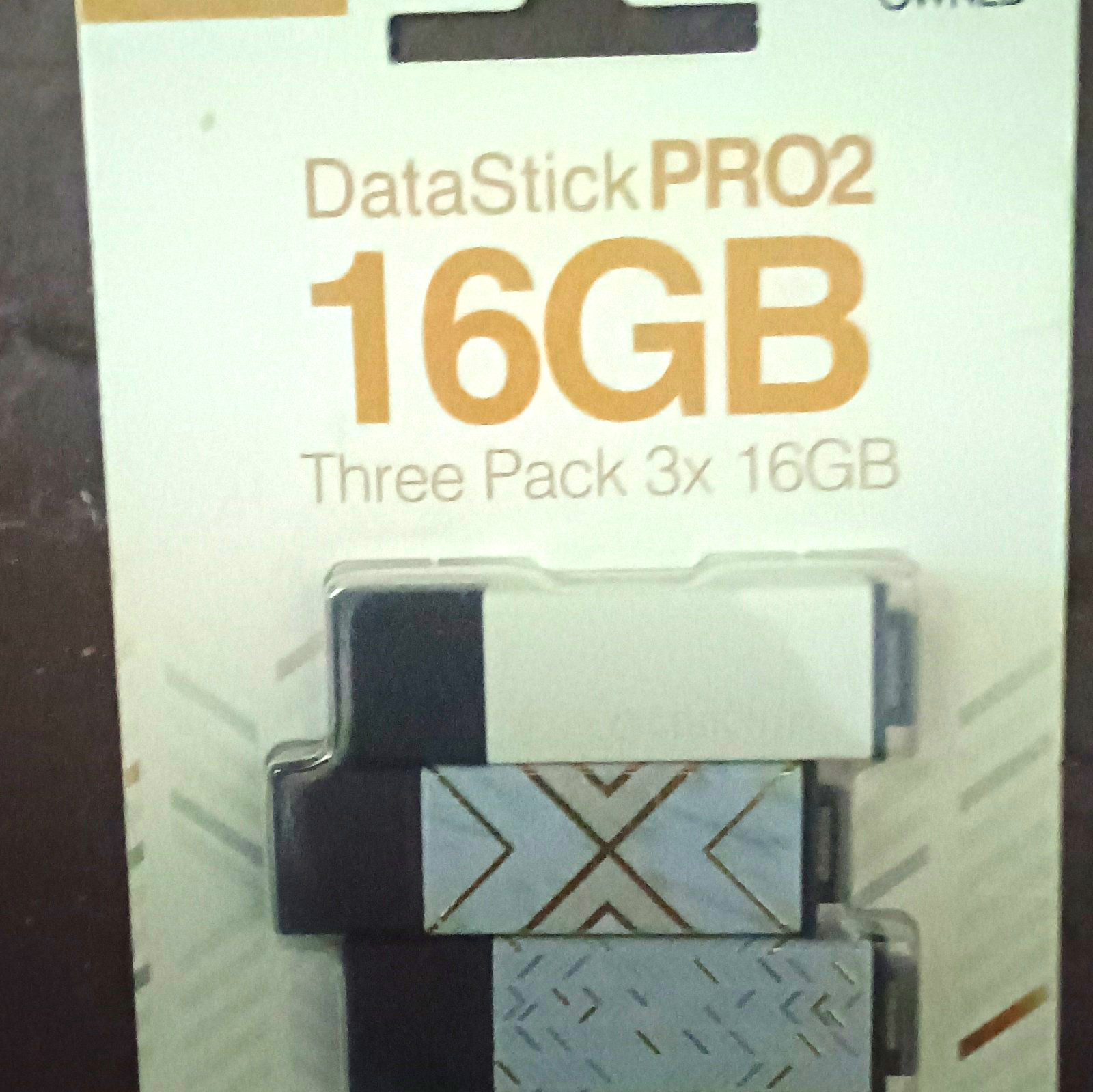 Centon DataStick PRO2 16GB USB 2.0 USB-A Flash Drive 3-Pack PC/Mac Removable