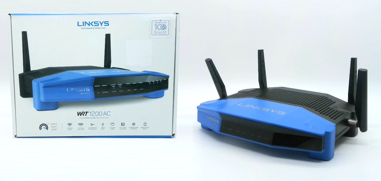 LINKSYS - WRT1200AC V2 -  AC1200 Gigabit Wireless Dual Band Wi-Fi Router