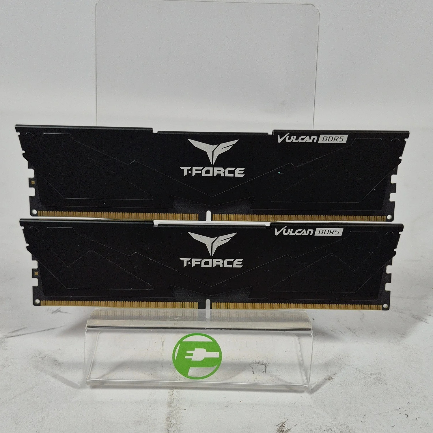 TeamGroup T-Force Vulcan 32GB (2x16GB) RAM DDR5 5200MHz FLBD516G5200HC40CBK