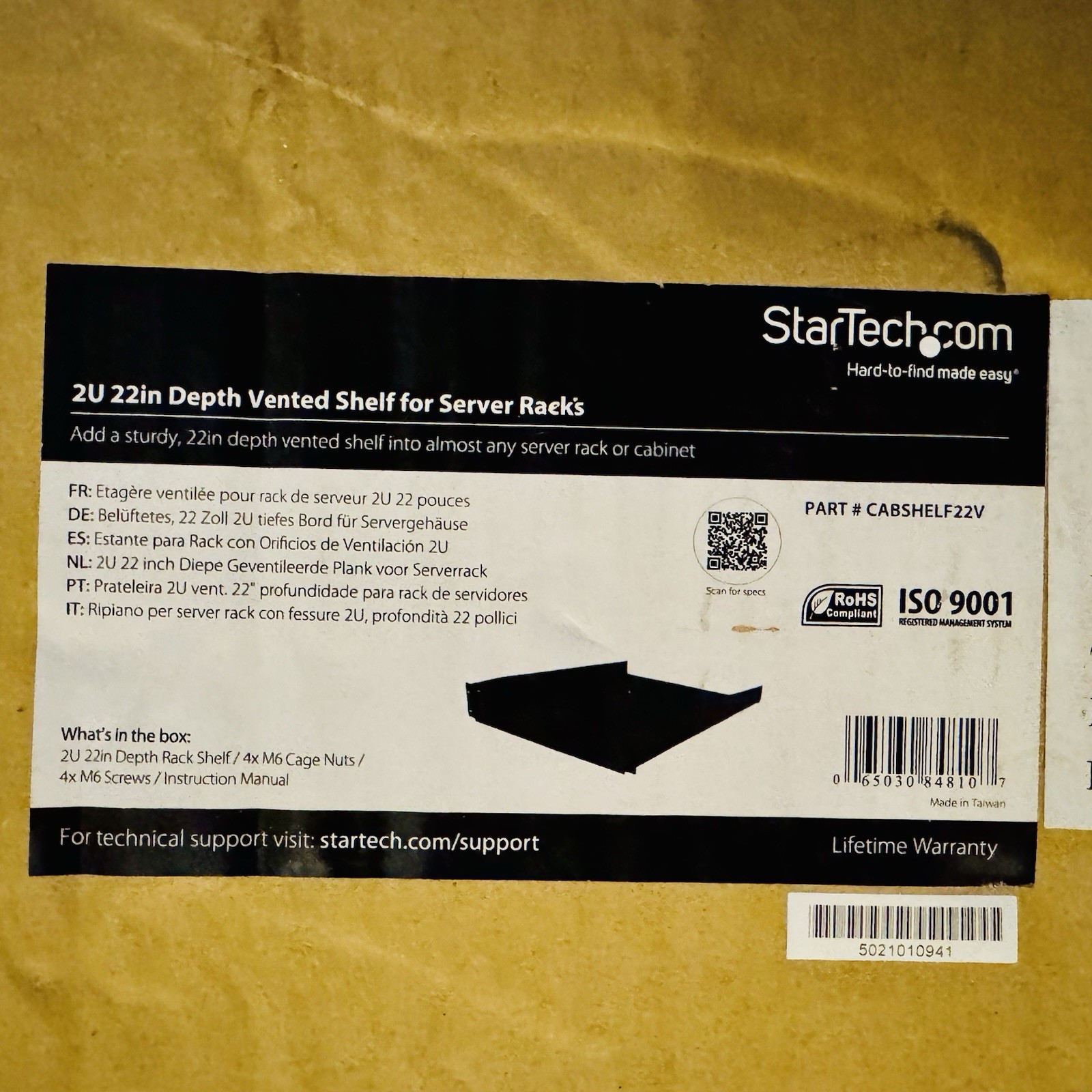 StarTech.com 2U 22in. Depth Vented Server Rack Shelf - Cantilever Tray - Black