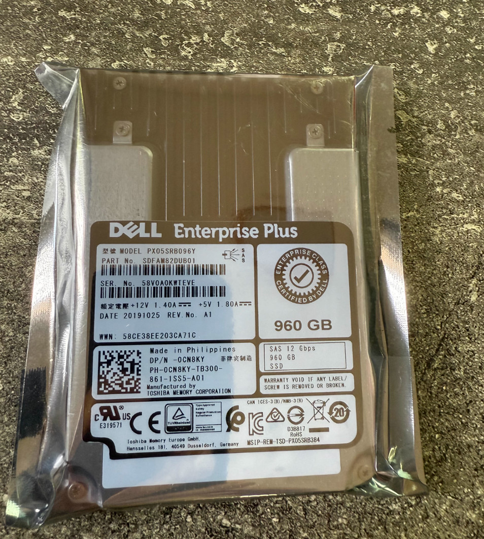 0CN8KY CN8KY Dell Compellent PX05SRB096Y 960GB RI SAS 2.5" SSD 14/15/16G KIT