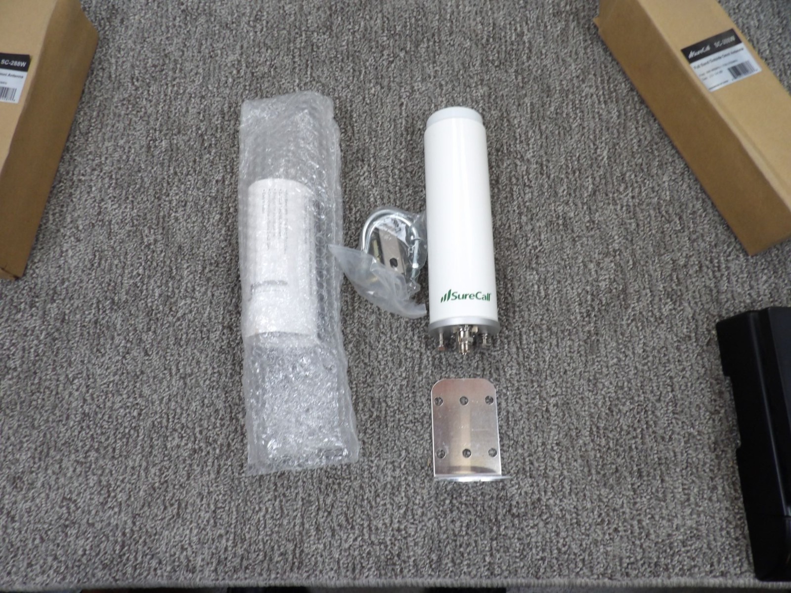 SureCall SC-288W Full Band Outside Omni Antenna 698-960MHz/1700-2700MHz 2-3/3.4