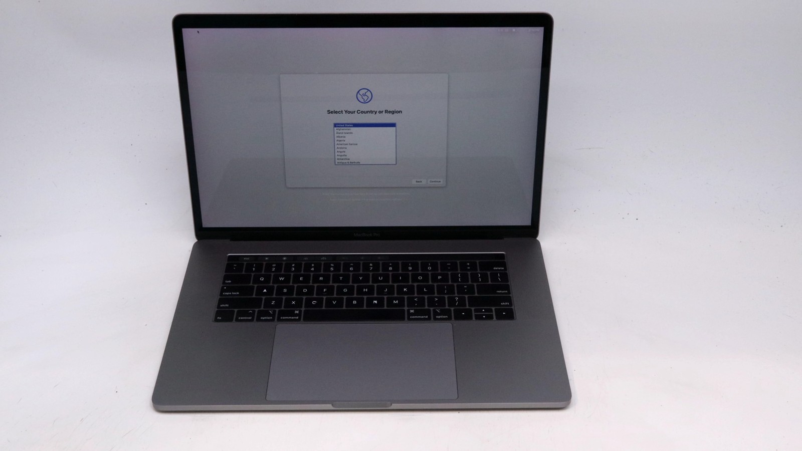 Apple Macbook Pro 15" i7-8850h 16GB 512GB BATTERY ISSUE