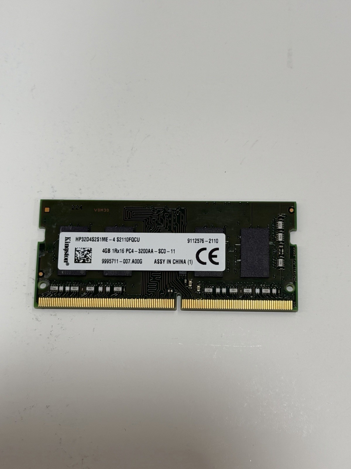 HP32D4S2S1ME-4 GENUINE KINGSTON MEMORY LAPTOP 4GB 1RX16 PC4-3200AA