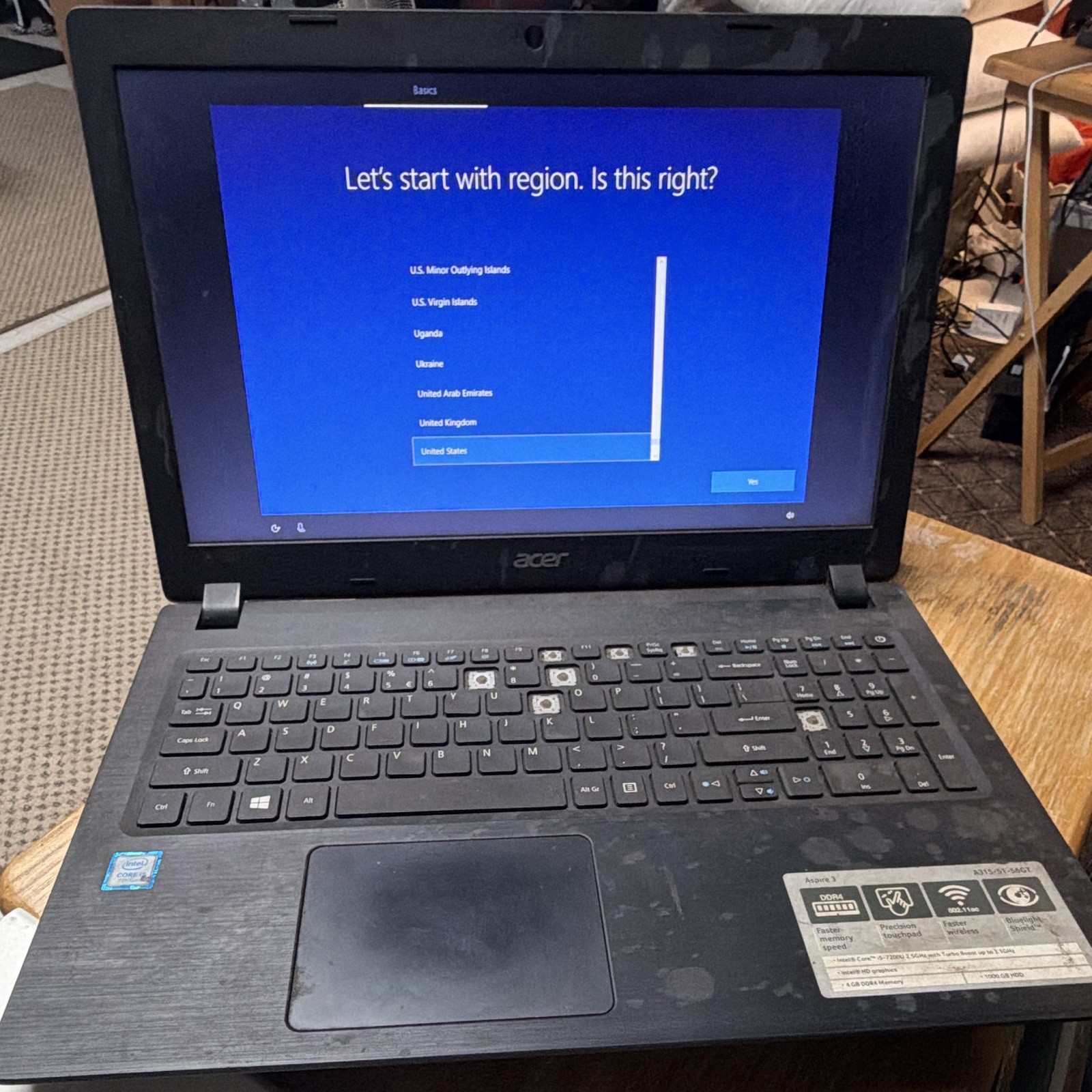 Acer Aspire 3 A315-51-56GT 15.6" i5-7200U 4GB 128gb SSD Win Black Missing Keys