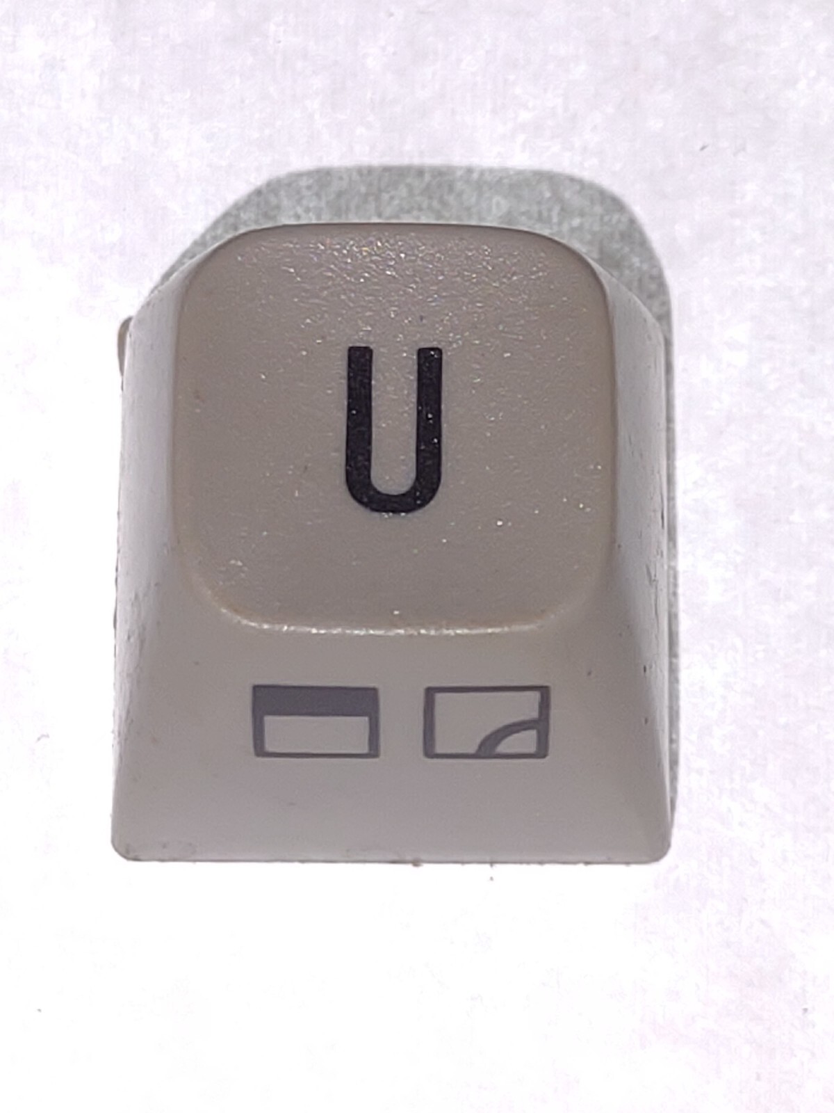 Commodore 16 GREY replacement (U) KEY ONLY