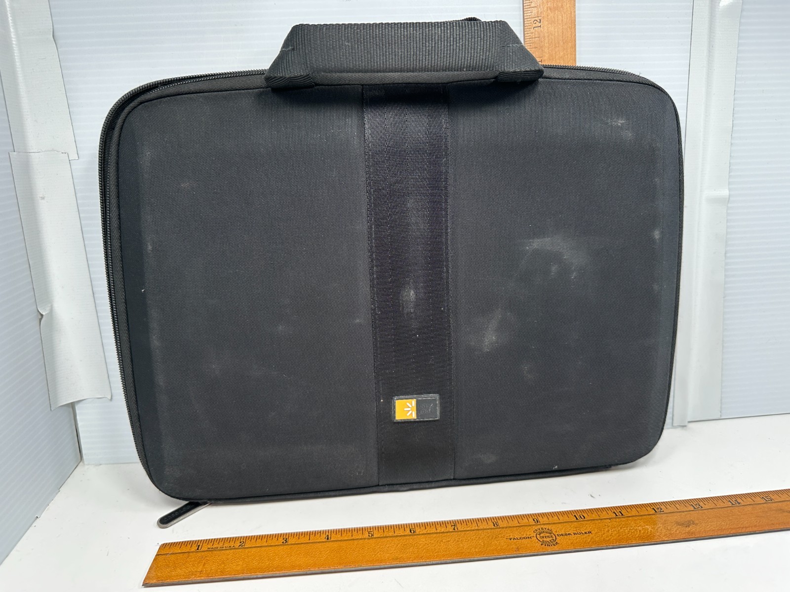 Case Logic QNS-113 BLACK 12"-13.3" Laptop 13" Macbook Pro Air Sleeve Black EVA