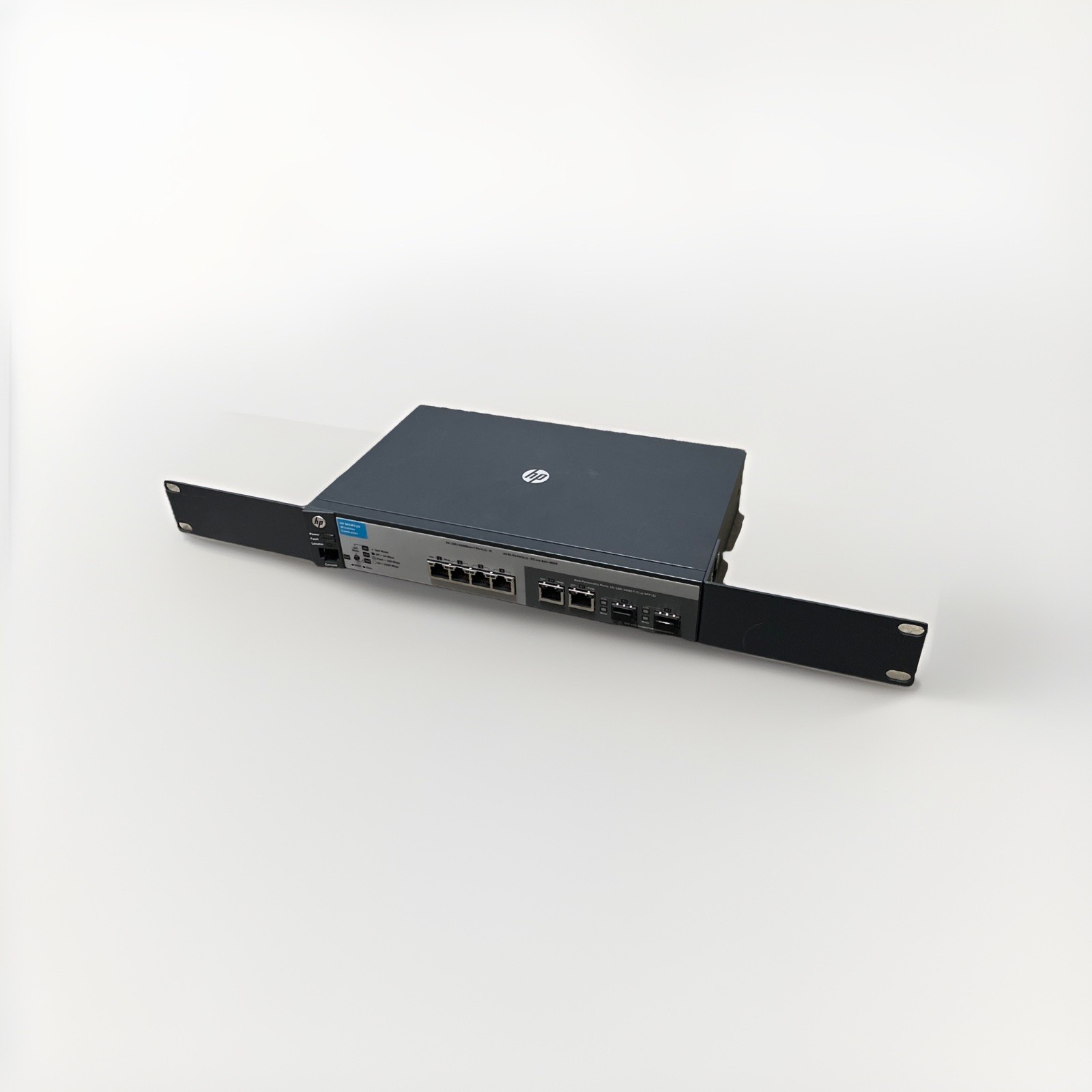 HP MSM720 J9693A Controller + 4x Aruba AP-425 Access Points Enterprise  Bundle