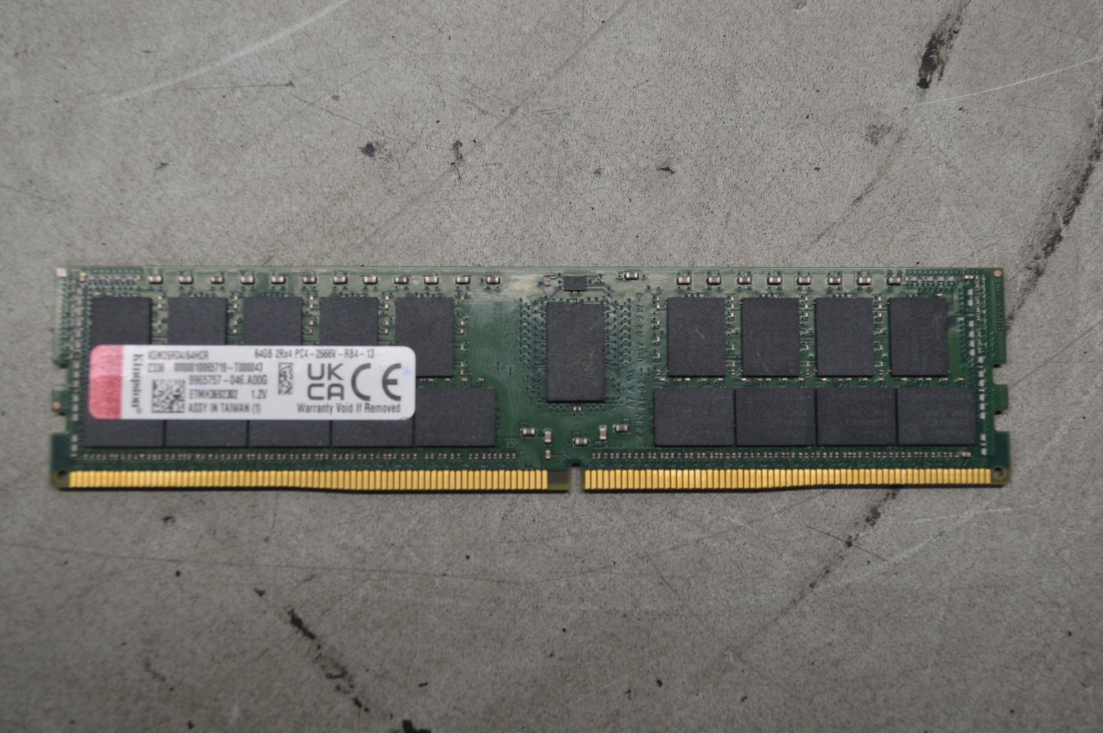 Kingston PC4-21300 (DDR4-2666) 64GB Server Memory RAM KSM26RD4/64HCR