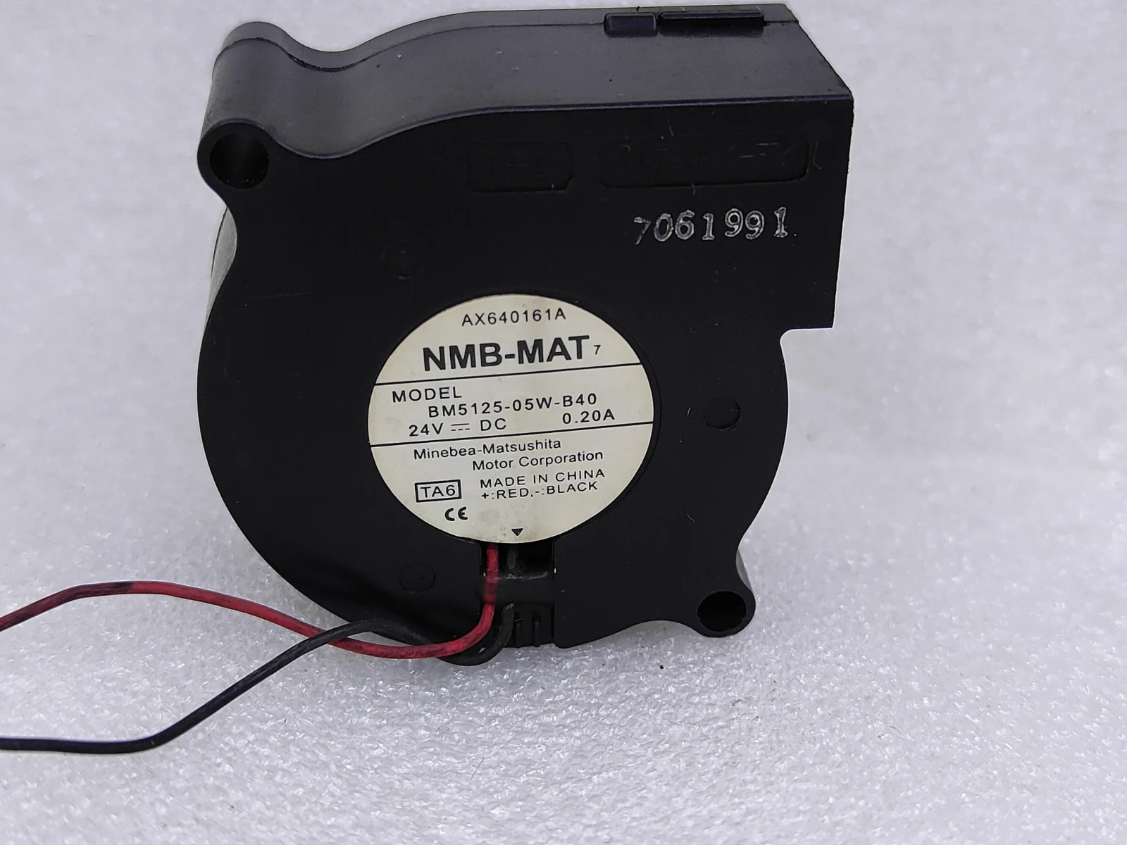 NMB BM5125-05W-B40 5025 DC24V 0.20A 5CM 2-Wire Dual Ball Turbo Cooling Fan