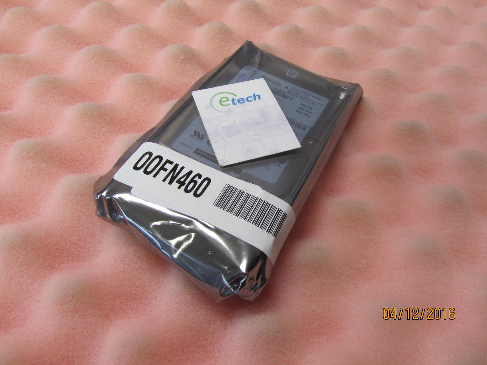 00FN460/ 81Y9670- IBM 300GB 15K 2.5" 6Gb SAS HD for System x3650M3, x3650M4, ...