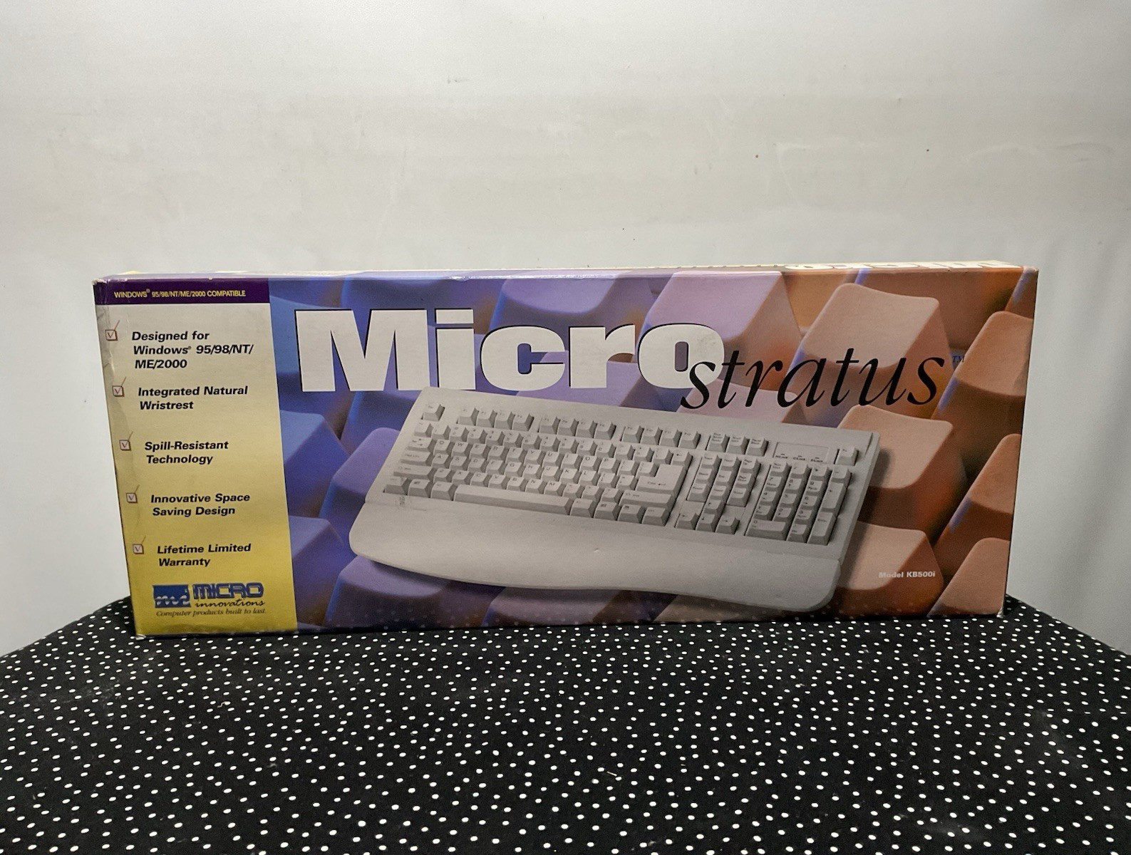 Micro Innovations Micro Stratus KB500I Ergonomic Wired Keyboard Gray QWERTY