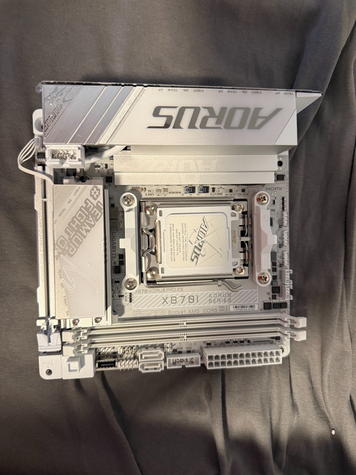 AORUS X870E AORUS PRO ICE ATX AM5 AMD DDR5 4-Slot Gaming Motherboard