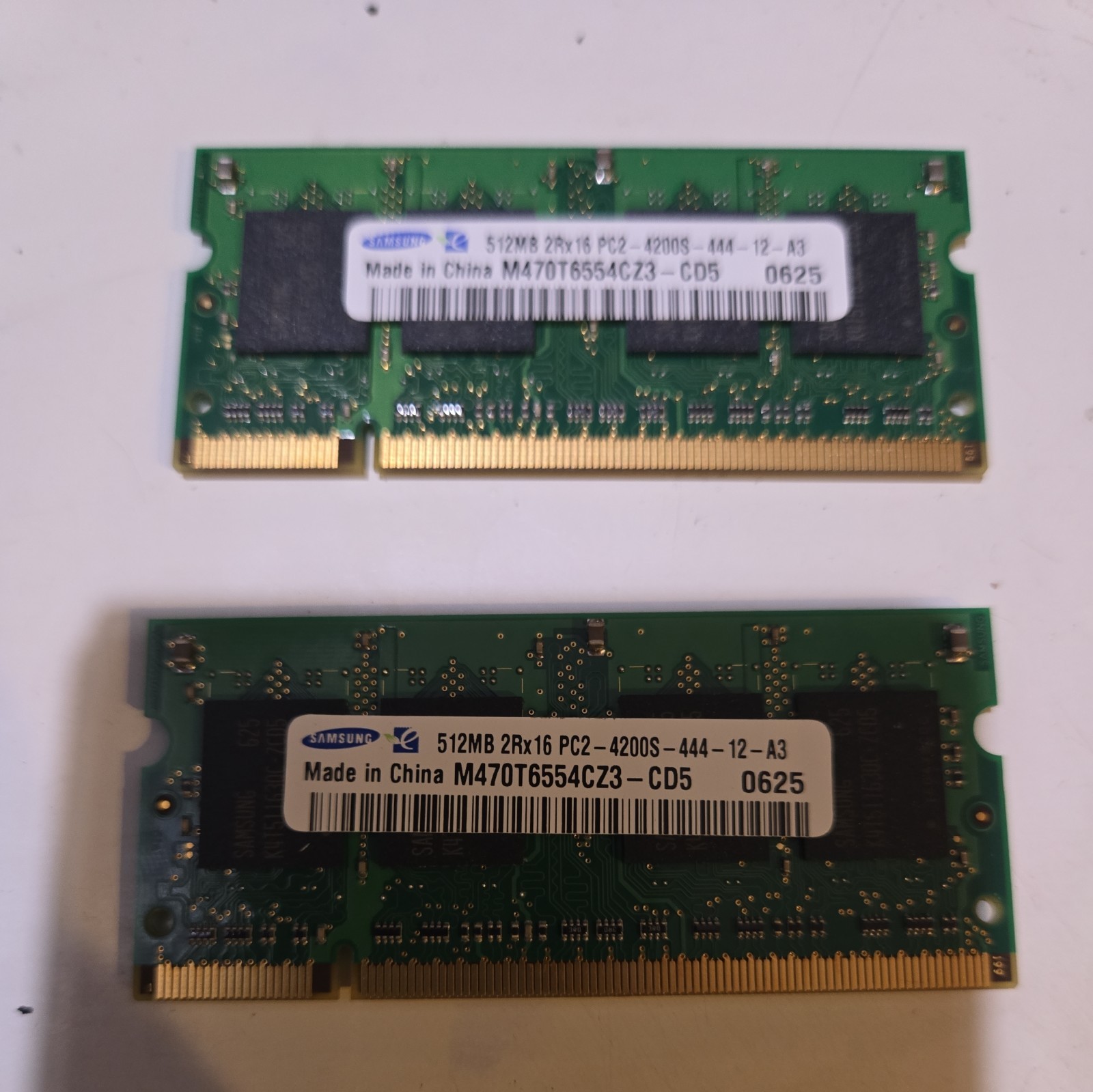 Samsung 1GB 2x512 MB DDR2 RAM PC2-4200S Laptop Memory Notebook 
