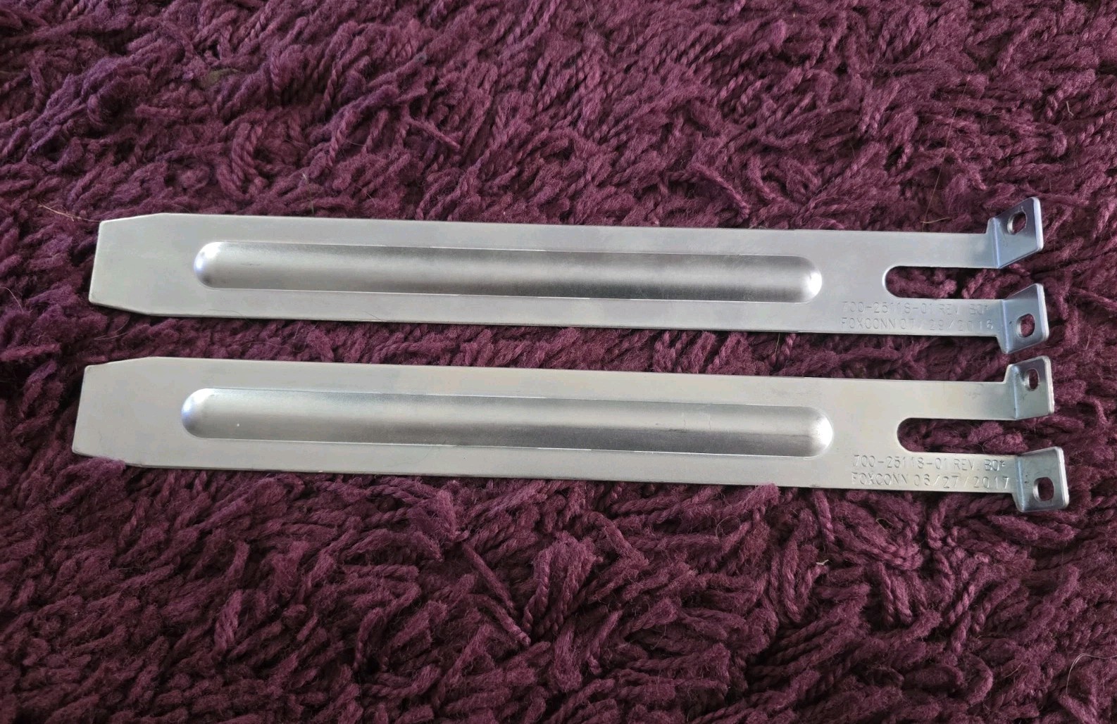 1 Set of Cisco 700-25118-01 11 Inch Inner Slide Rail Mounting Brackets Rackmount