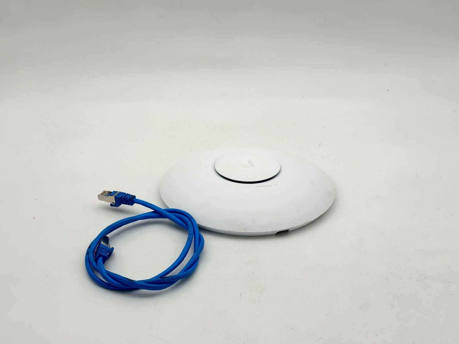 UBIQUITI UNIFI UAP-AC-PRO-US AC1750 DUAL BAND GIGABIT WIRELESS ACCESS POINT
