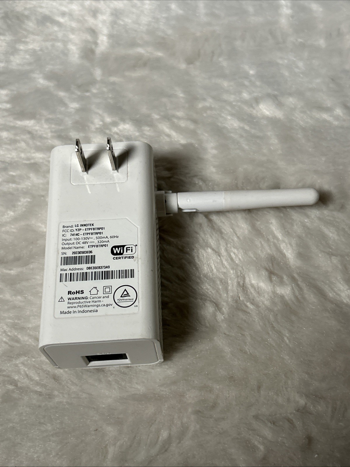 LG Innotek PoE WiFi Bridge Vivint Model ETPFBTRP01 White