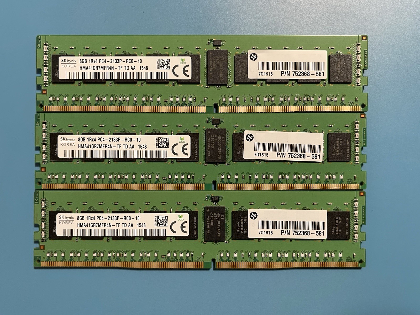 SK Hynix 24GB (3x8GB) HMA41GR7MFR4N-TF RAM 1Rx4 PC4-2133P ECC Server Memory