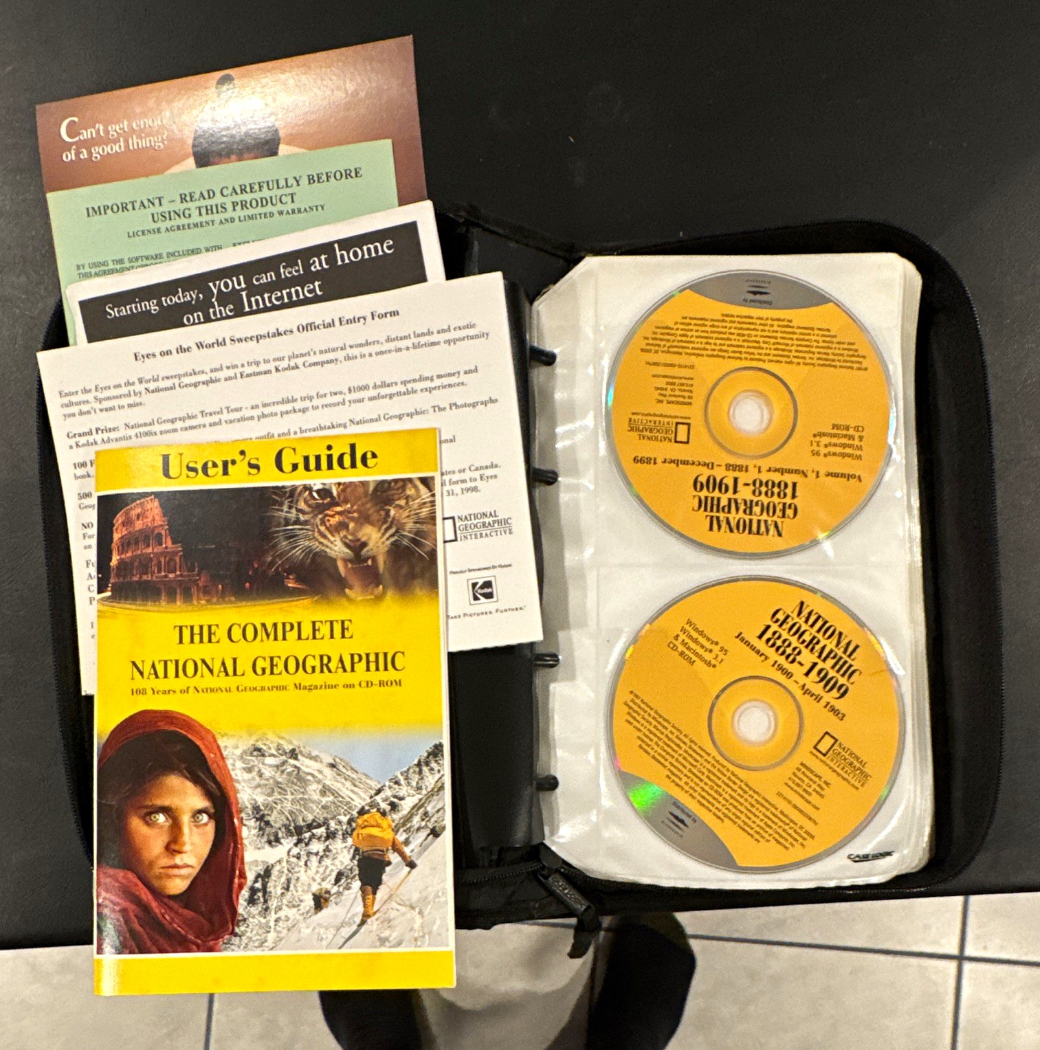 Complete National Geographic 1888-1999 30 CD-ROM Set Case Logic Binder Manual