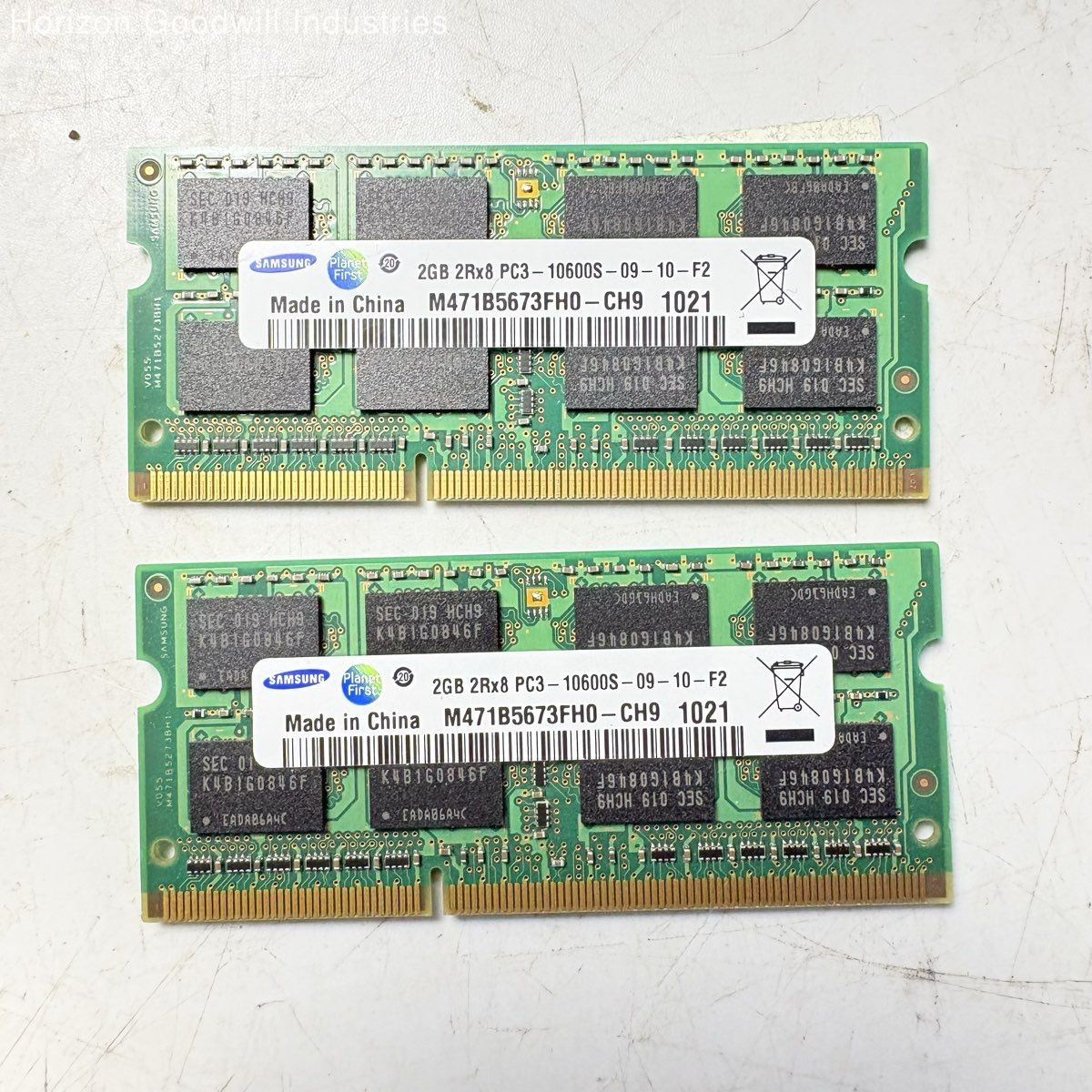 Double Pack Samsung Planet First 4GB 2x 2GB 2Rx8 PC3 DDR3 RAM (Tested & Works)