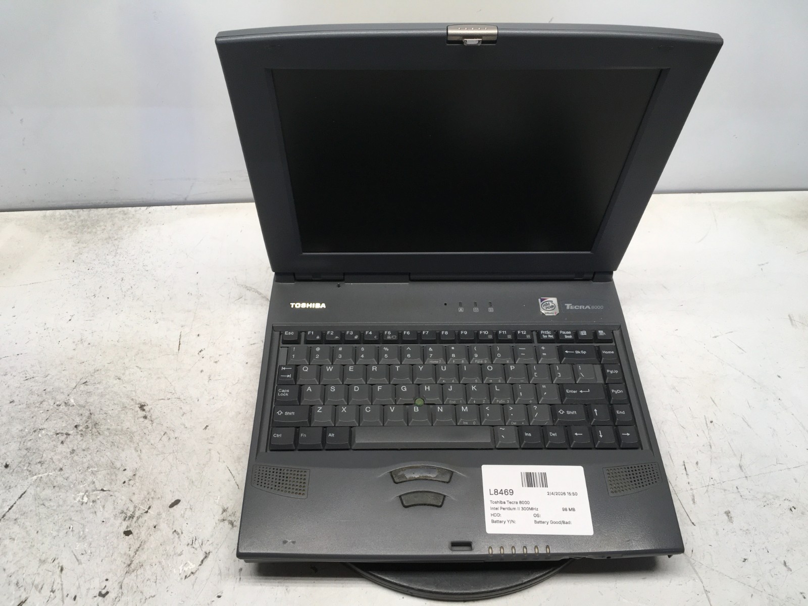 Toshiba Tecra 8000 Intel Pentium II 300MHz 98 MB NO HDD