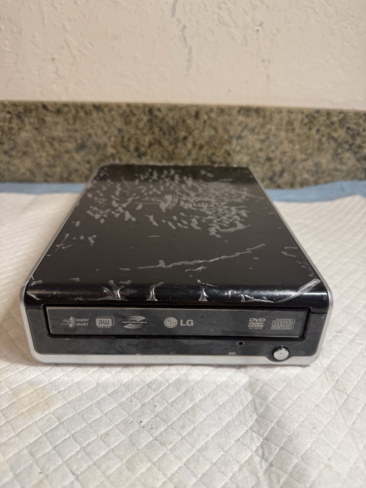 LG Super Multi External DVD Rewriter GSA-2166D LightScribe USB 2.0 DVD