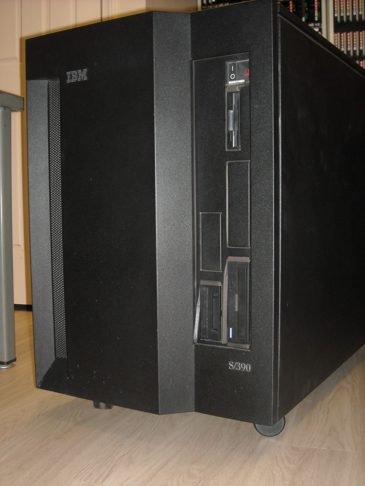 IBM 3006-B01 S/390 Integrated Server (Complete Processor)