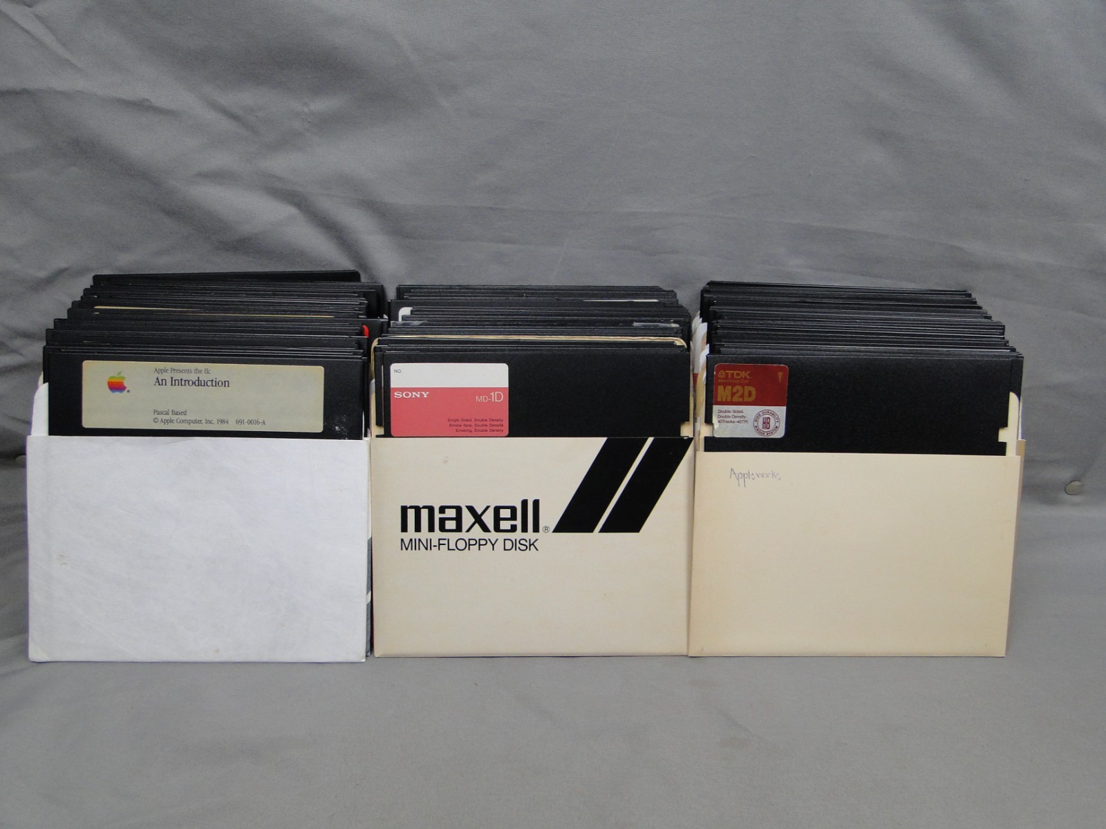 Lot of 100+ Apple II Computer 5.25 Floppy Disks Games Programs Software Untested