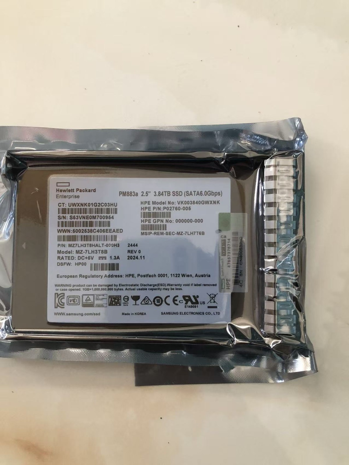 HPE 3.84TB P00896-B21 SATA P02562-001 6G MU SFF SC 2.5in SSD NEW