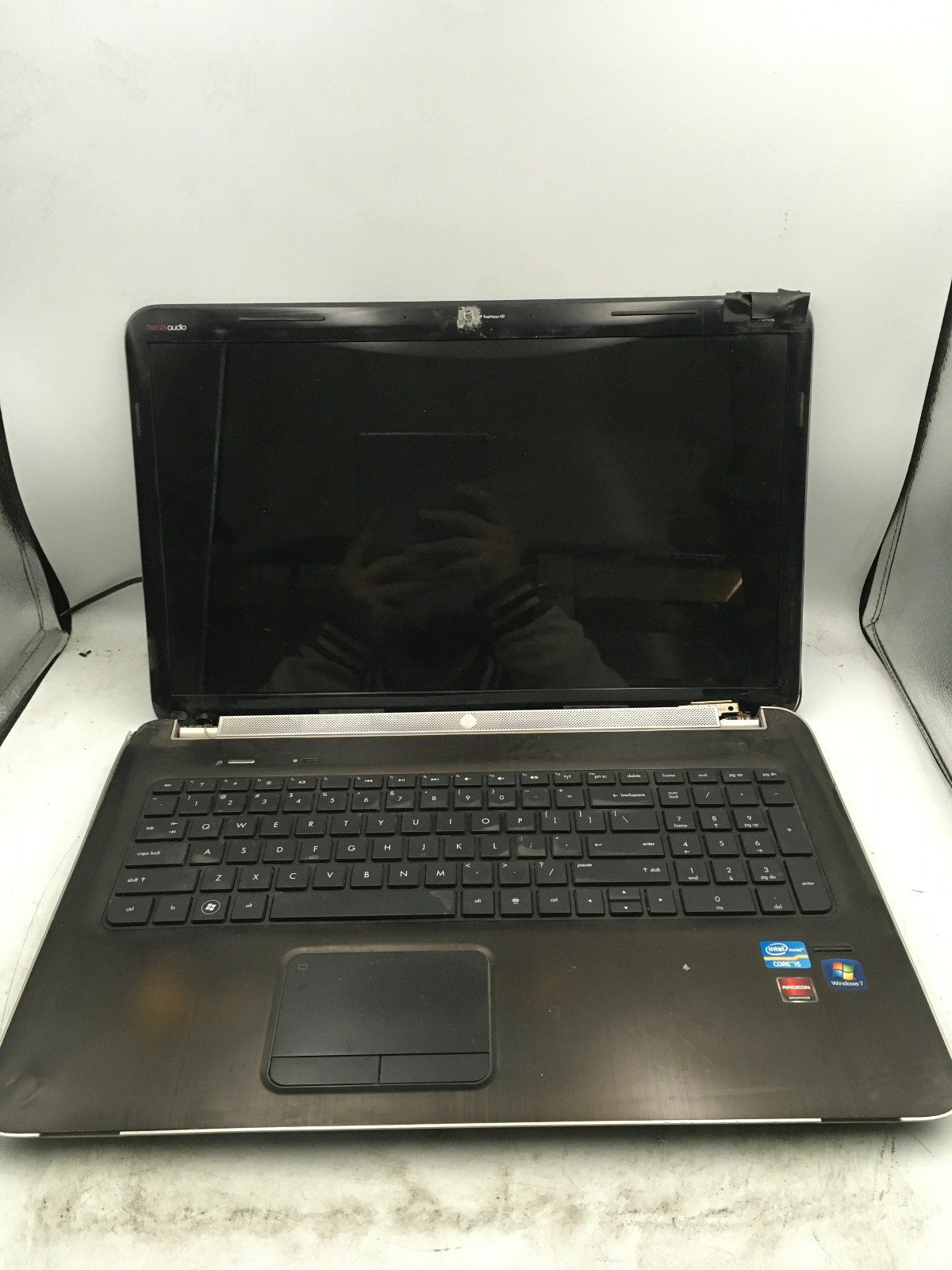 HP PAVILION DV7 6135D - FOR PARTS/REPAIR - INTEL I5 2410M - NO RAM -READ DESC-BB
