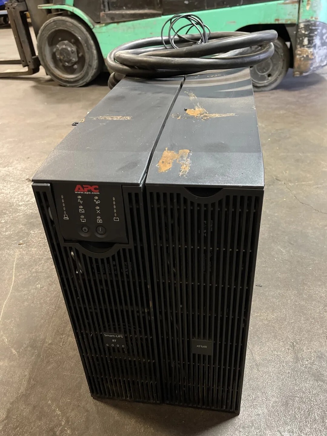 Used APC Smart-UPS RT6000 SURT192XLBP Smart-UPS RT 192V