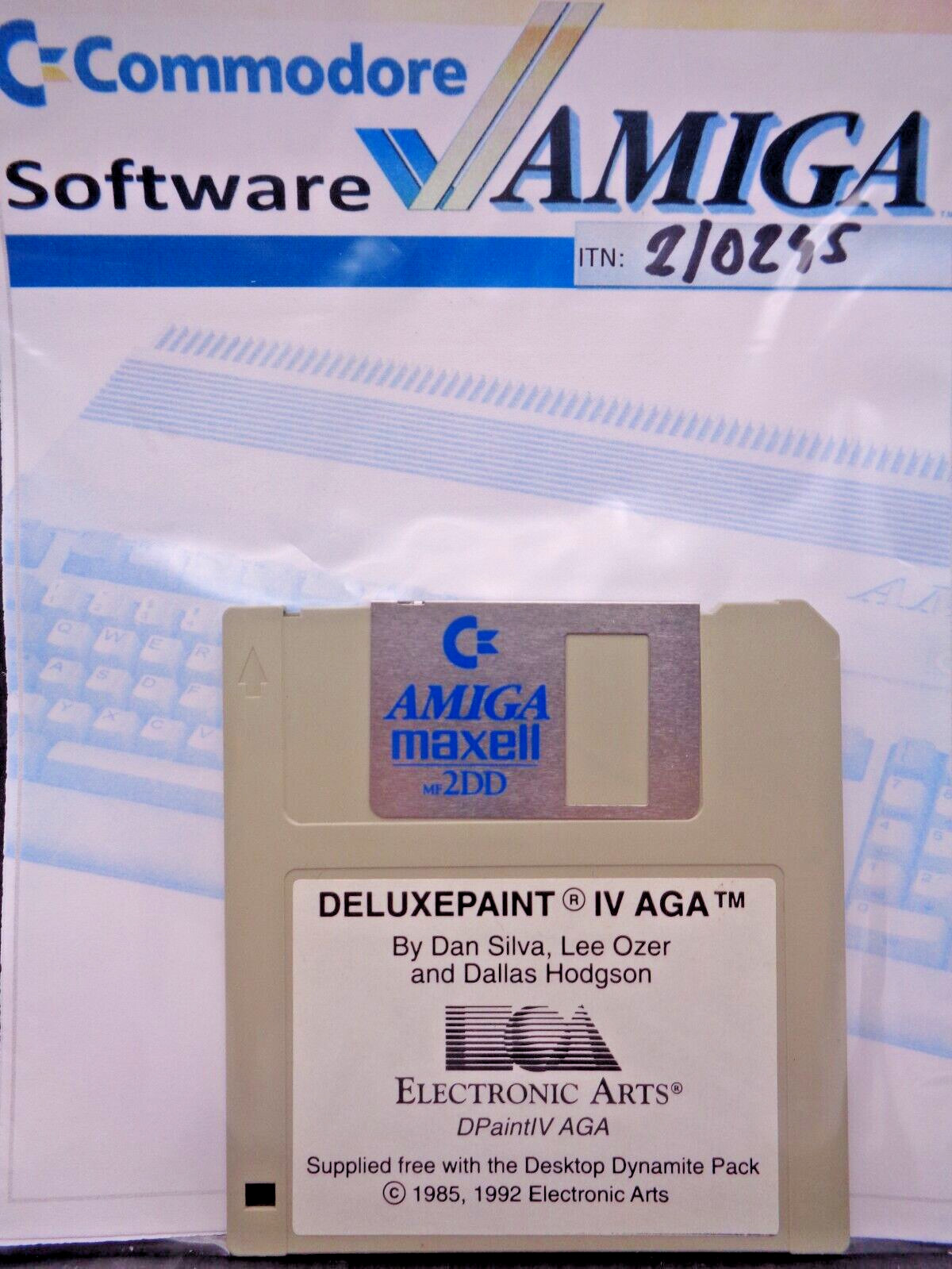COMMODORE AMIGA -- DELUXEPAINT IV AGA (ELECTRONIC ARTS) #0245