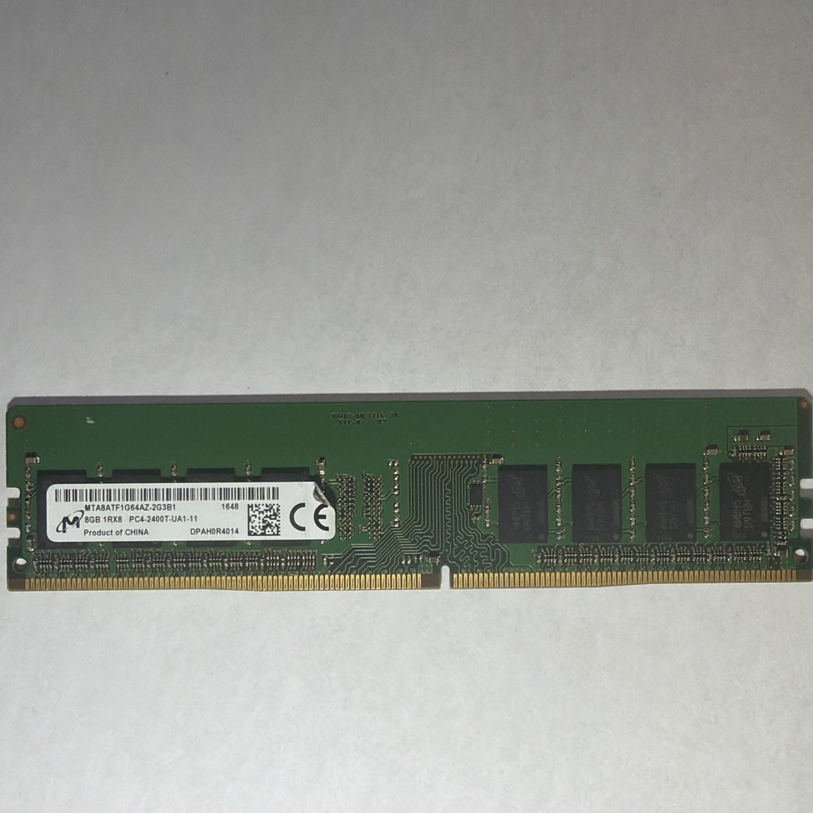 Micron 8GB 1Rx8 DDR4-2400 PC4-19200 Non-ECC Desktop UDIMM MTA8ATF1G64AZ-2G3E1