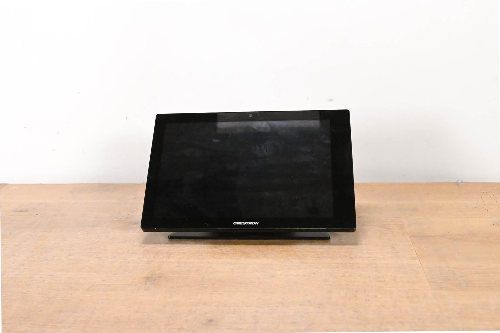 Crestron TSW-1060-B-S 10.1" Touch Screen, Black Smooth w/ Tabletop Kit CG015XD