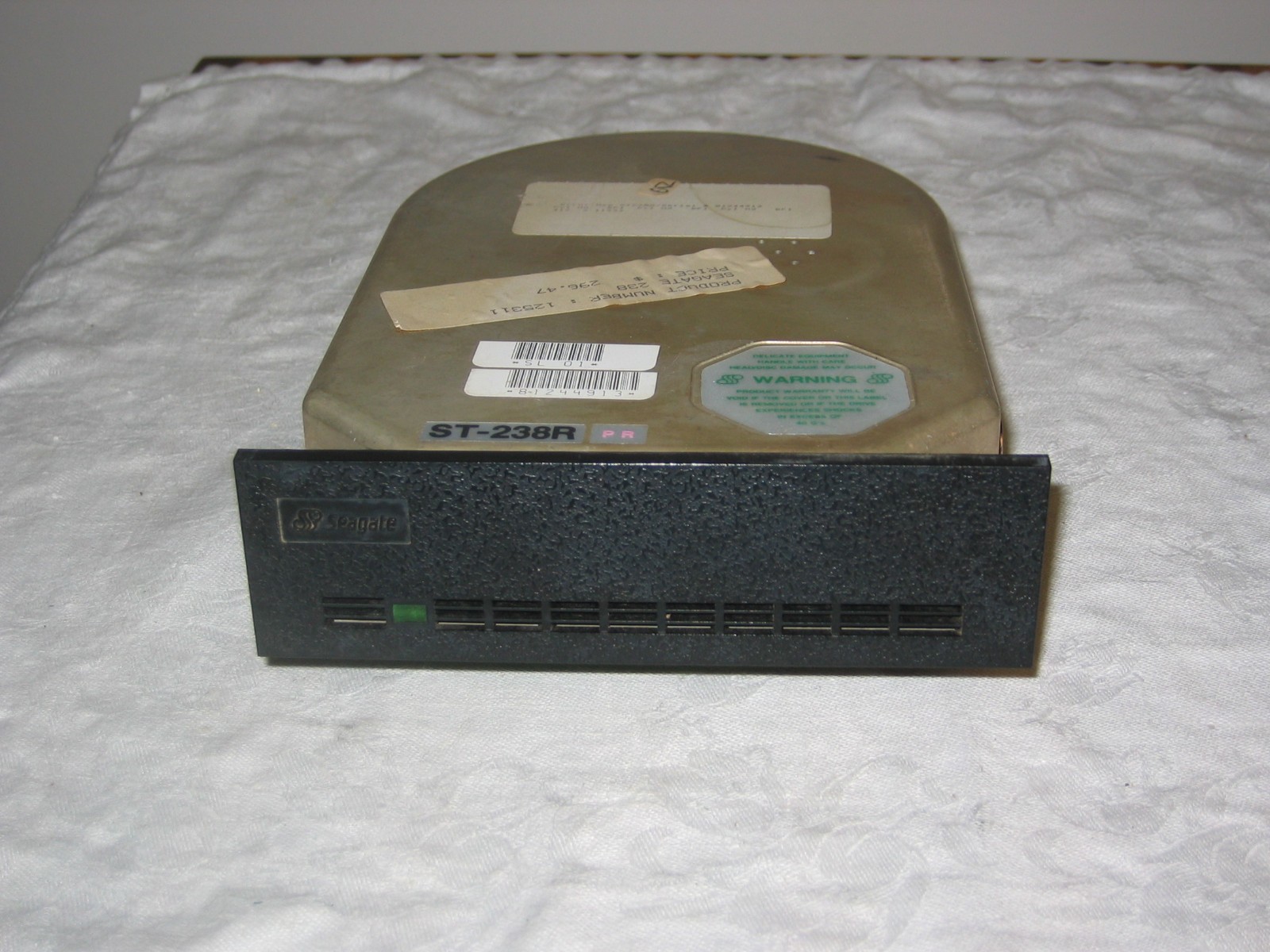 Vintage Seagate ST238R 5.25" Internal Hard Drive Black Bezel