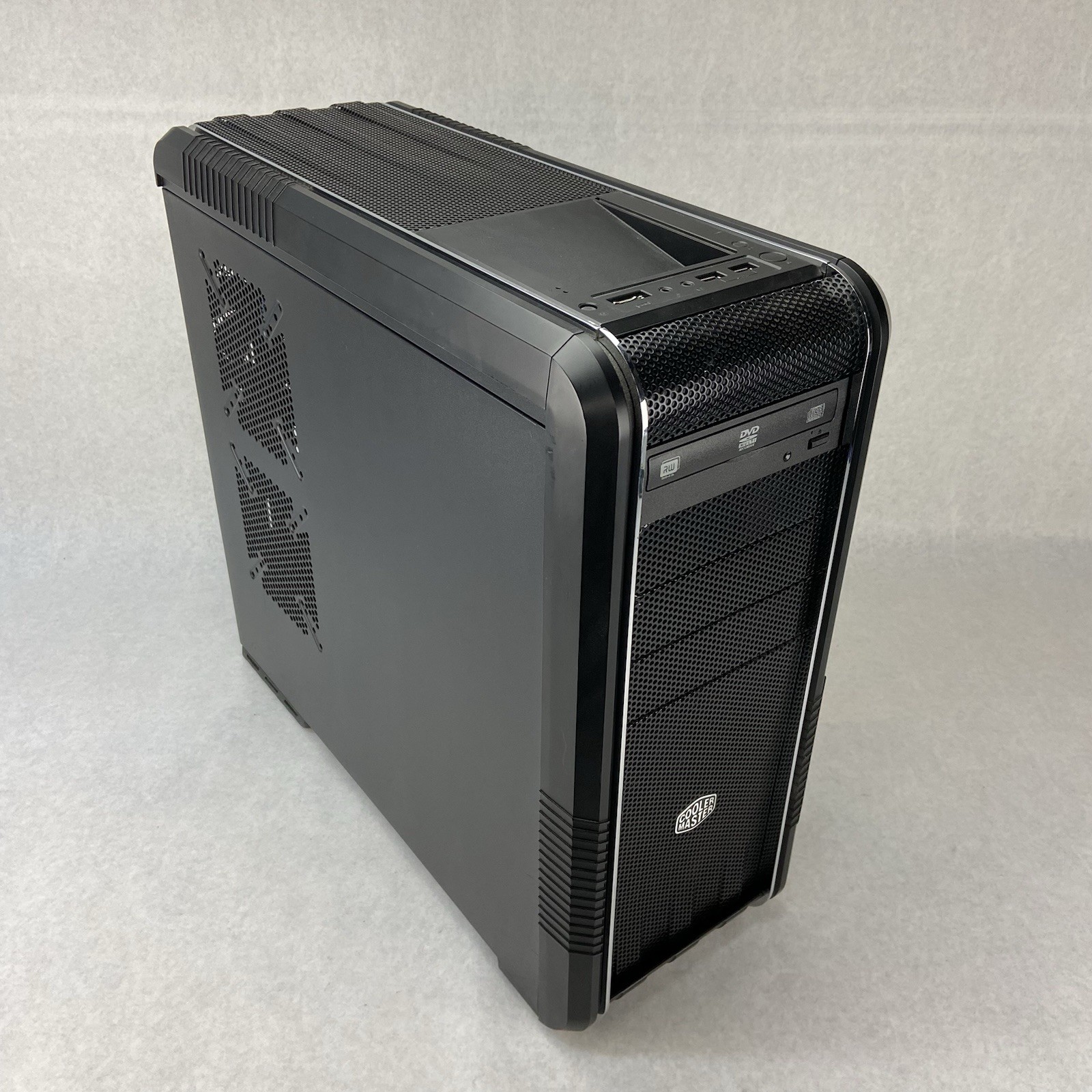 Cooler Master CM-692 KKN2 Mid Tower Computer Case Corsair HX650W 650 PSU