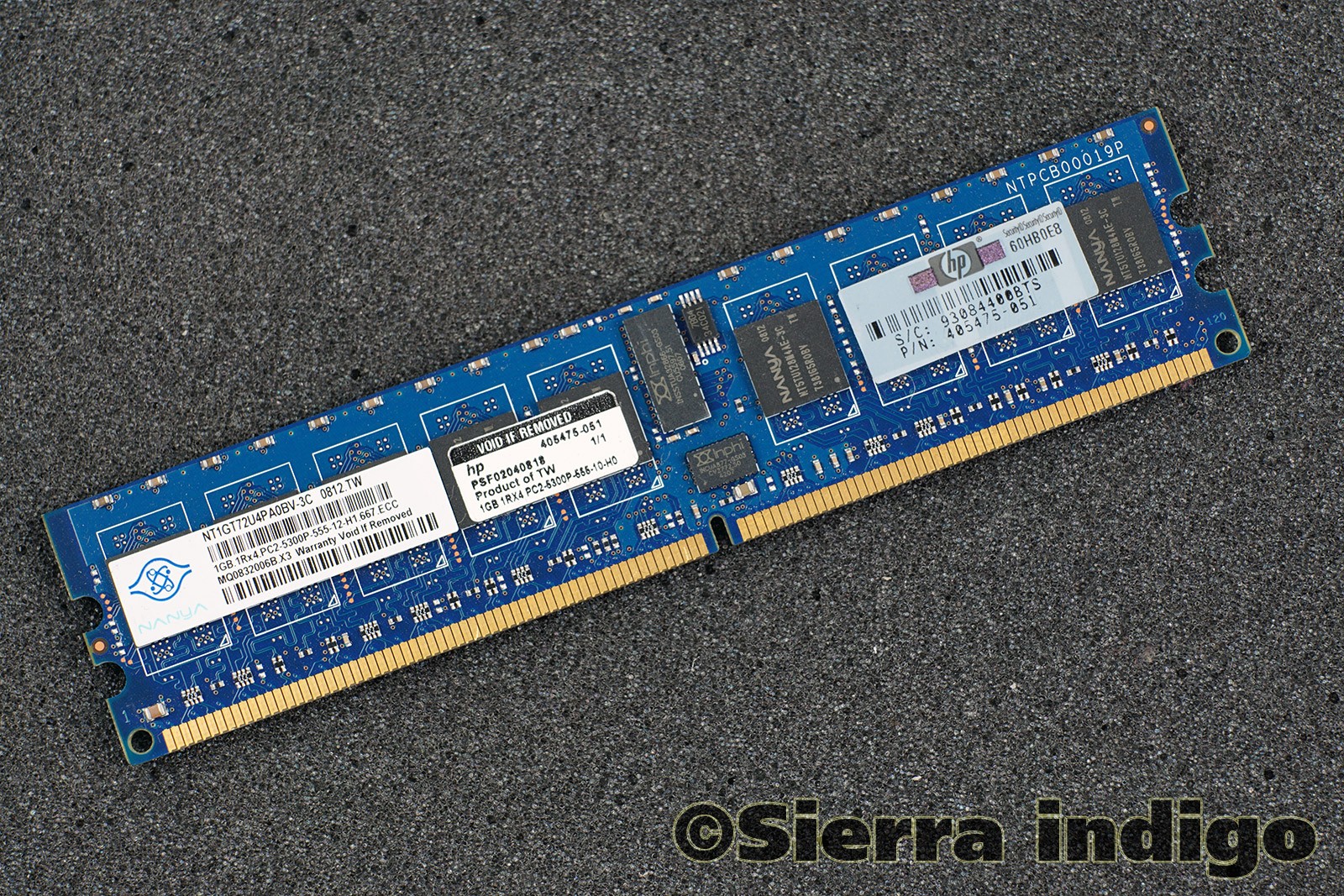 Nanya NT1GT72U4PA0BV-3C PC2-5300P-555-12-H1.667 ECC 1GB Server Memory RAM
