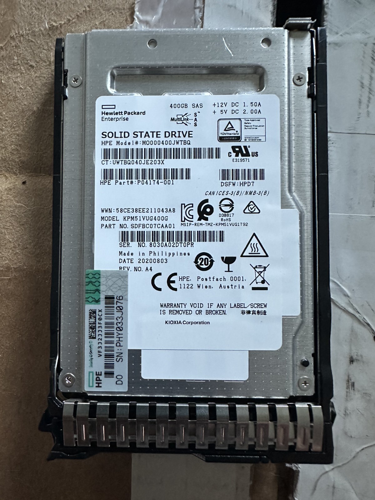 HPE MO000400JWTBQ 400GB P04174-001 SAS 2.25 SSD with sleds