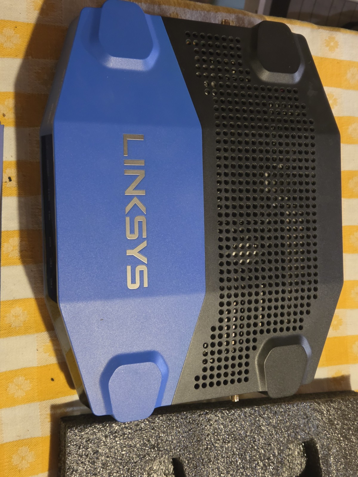 Linksys WRT1900AC 1300 Mbps 4 Port Dual-Band Wi-Fi Router With 1.3 GHZ Dual Core