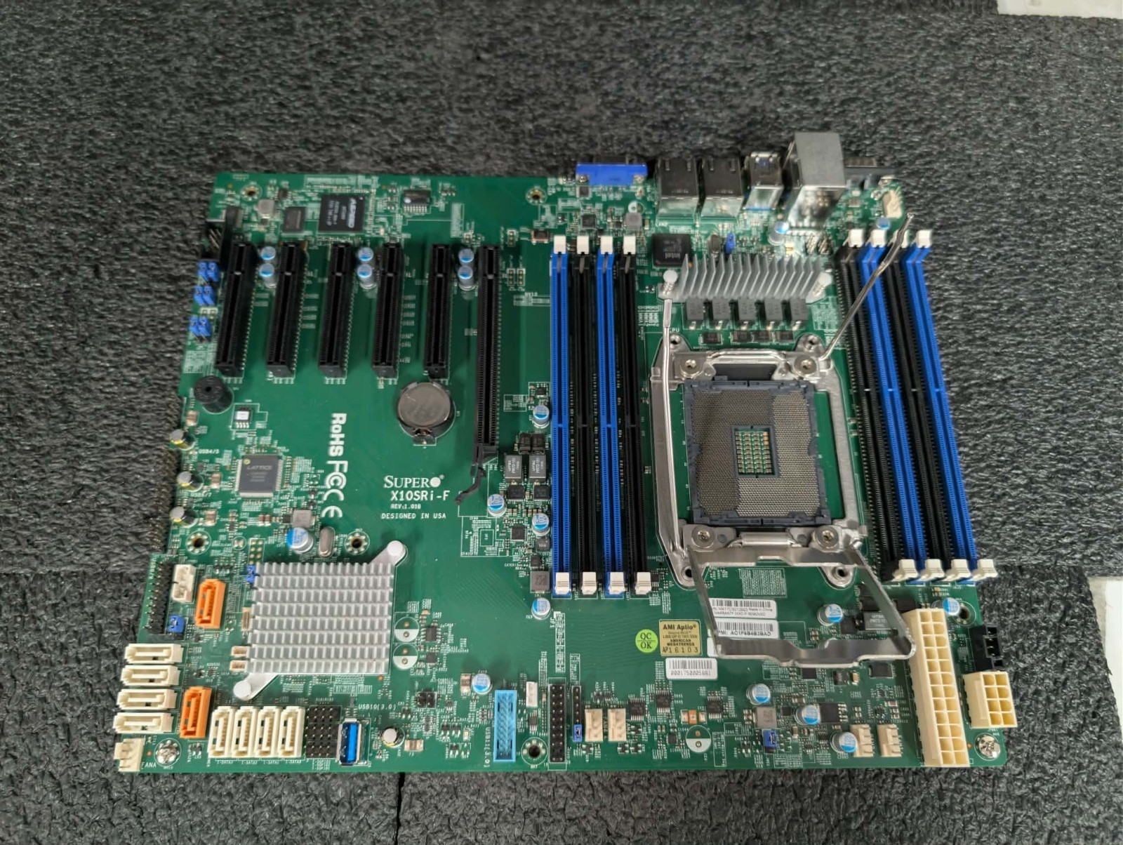 Supermicro X10SRi-F Intel LGA2011-3 ATX Server/Workstation Motherboard