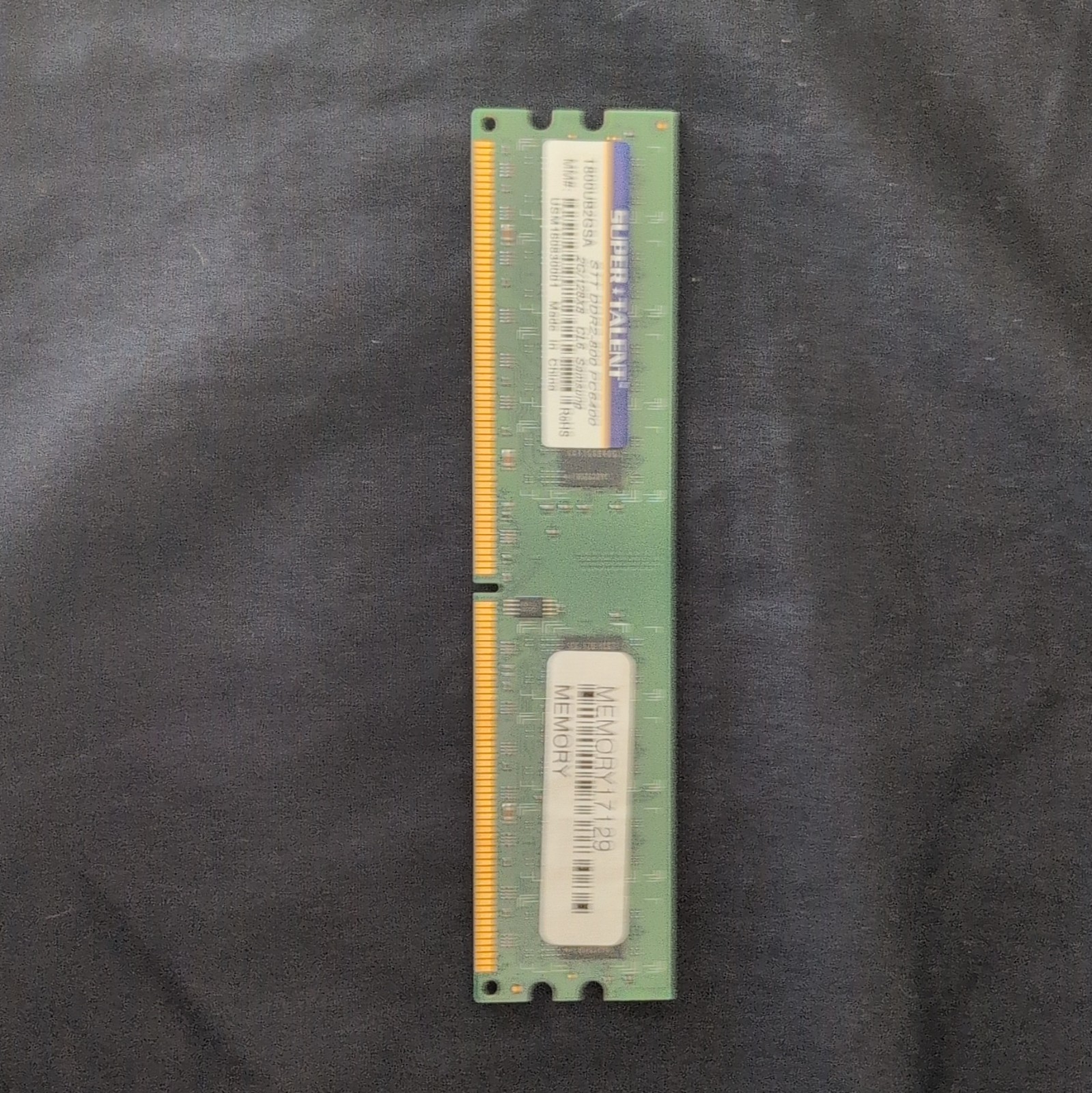 Super Talent 2GB DDR2 SDRAM PC2-6400 DDR2-800 240-Pin DIMM T800UB2GSA