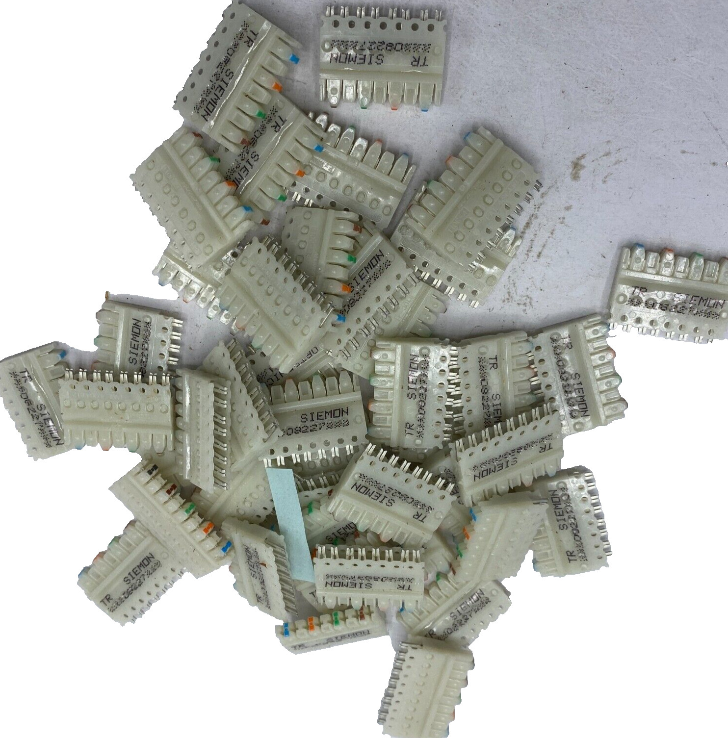 49104-IDC Cat 5e 110-Style C-4 Clips - 43 PCS 🔔