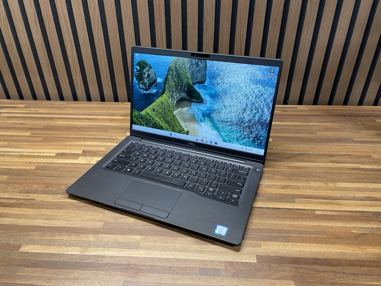 Dell Latitude 7400 13.9" FHD i5-8265U 8GB RAM 256GB SSD Win11 Pro