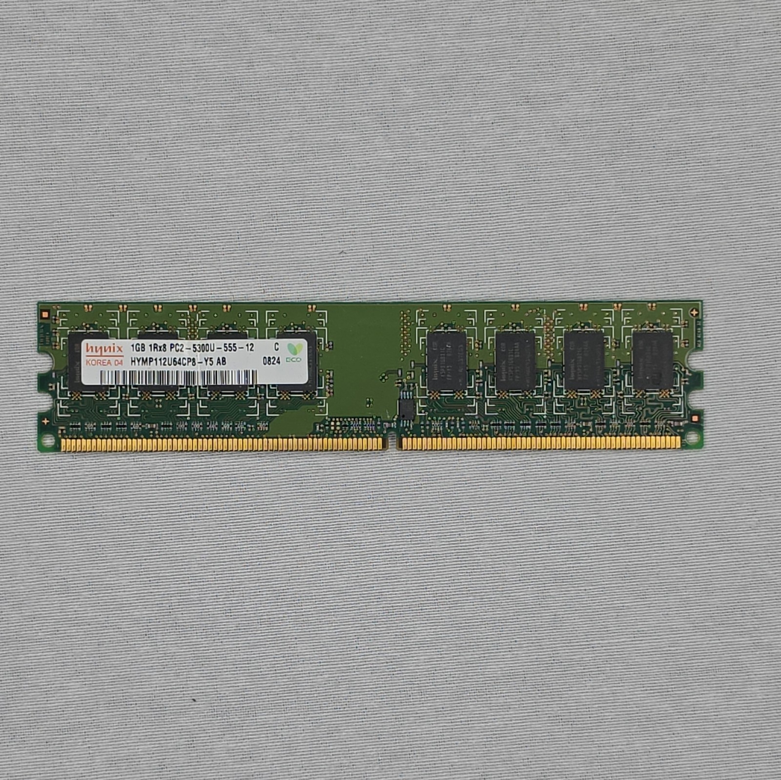 Hynix 1GB DDR2 SDRAM DIMM PC2-5300U 240-Pin Unbuffered HYMP112U64CP8-Y5