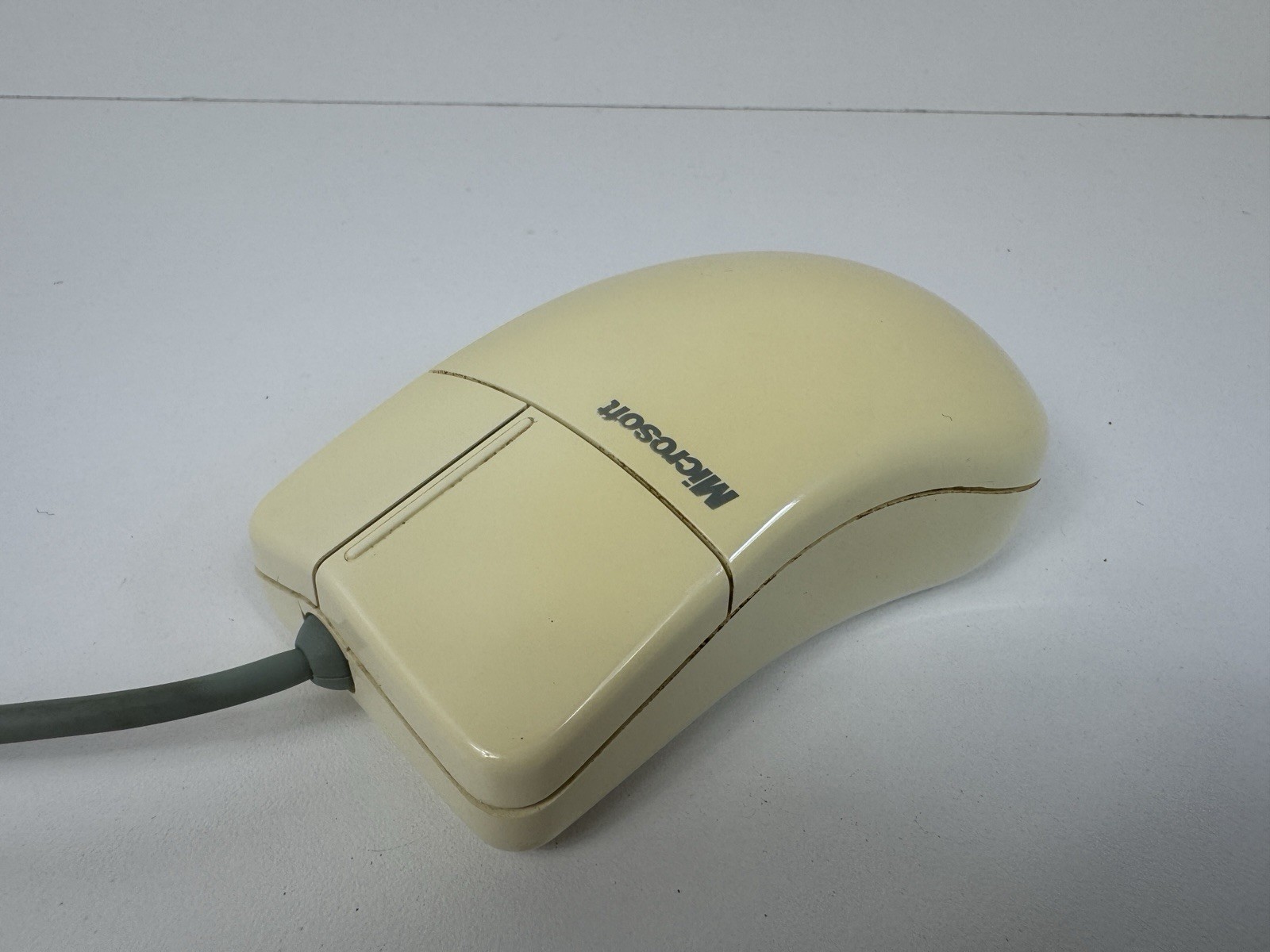 Vintage Microsoft 2 Button PS/2 Rollerball Mouse Port Compatible Part #55306