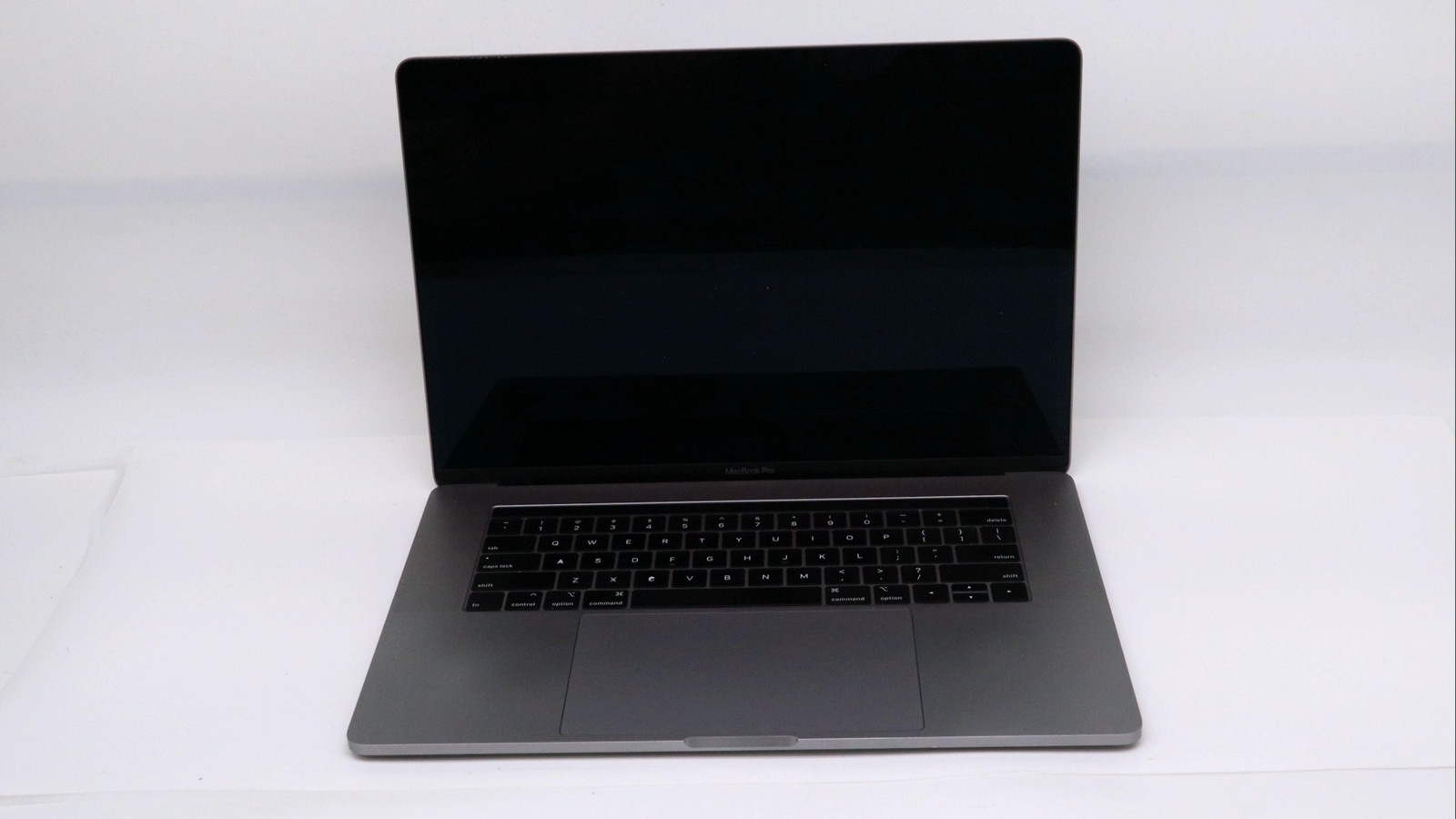 Apple Macbook Pro 15" i7-8850h 16GB 512GB BATTERY ISSUE